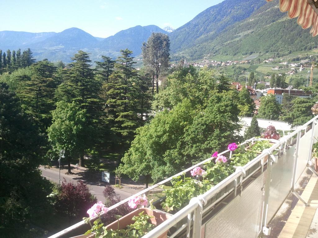 Hotel Lux Merano Szoba fotó