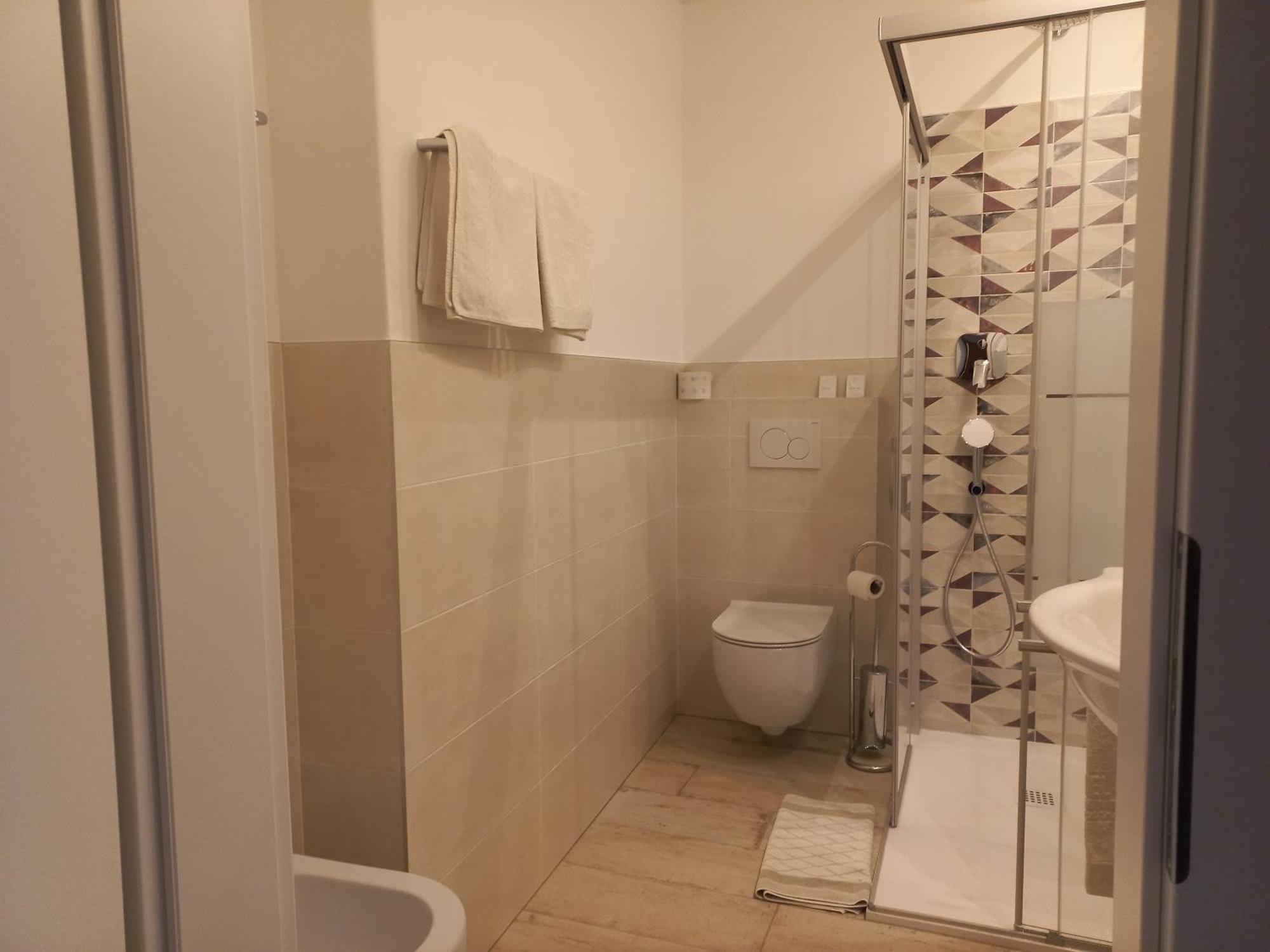Hotel Lux Merano Szoba fotó