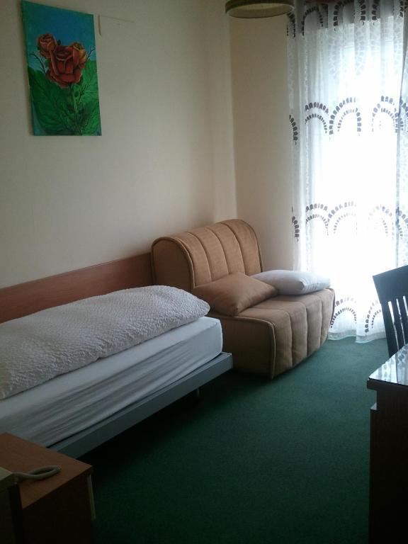 Hotel Lux Merano Szoba fotó