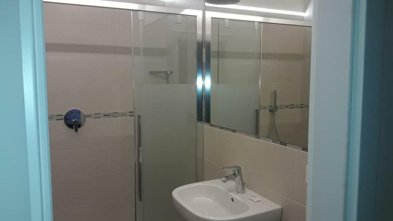Hotel Lux Merano Kültér fotó